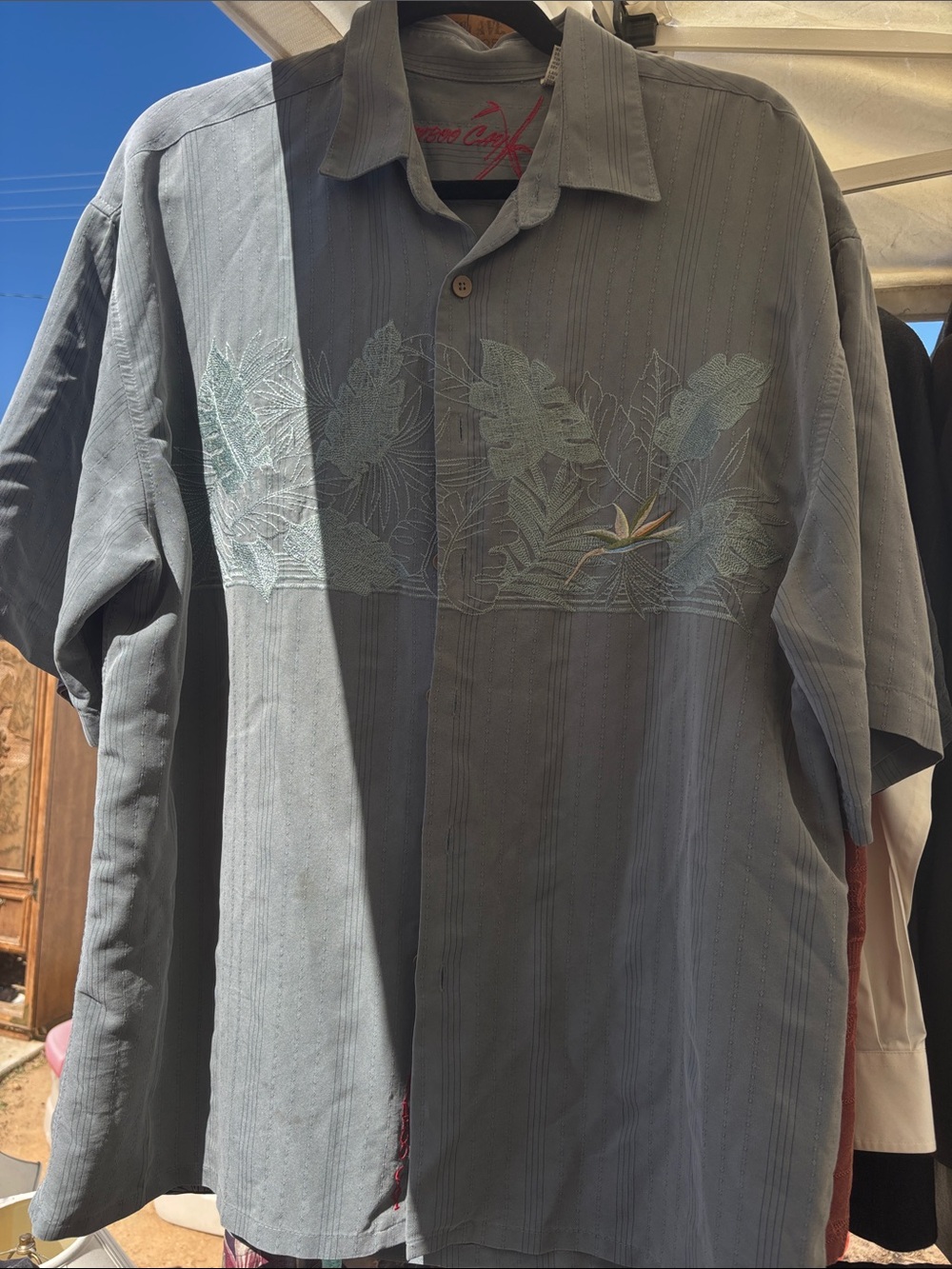 BAMBOO Gray Casual Button-Down Shirt with Leaf Embroidery